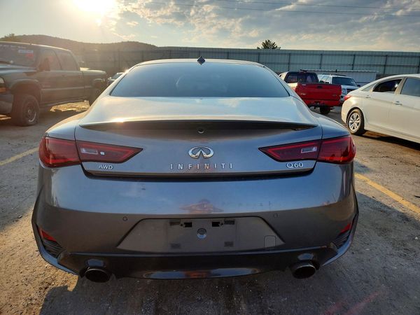 2017 INFINITI Q60