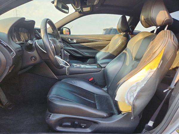 2017 INFINITI Q60
