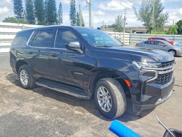 2021 CHEVROLET TAHOE LS — Passenger 3/4