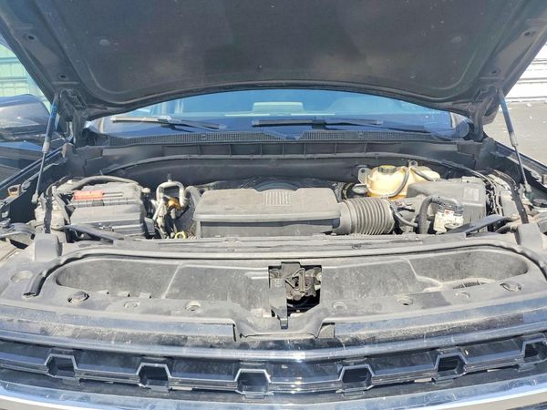 2021 CHEVROLET TAHOE LS — Engine bay