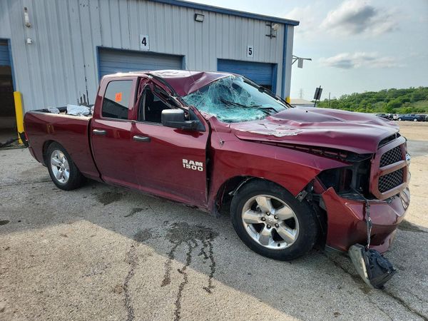 2018 RAM 1500 ST QUAD CAB 4X4