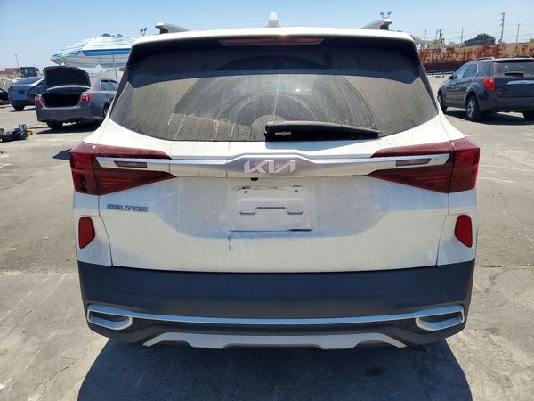 2022 KIA SELTOS EX