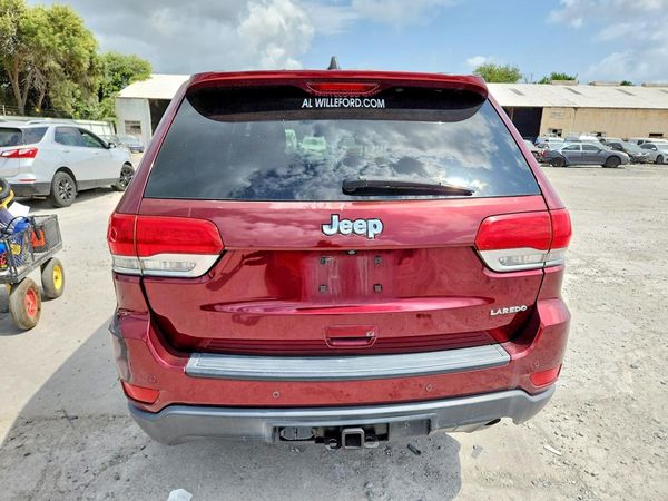 2017 JEEP GRAND CHEROKEE LAREDO 4X2