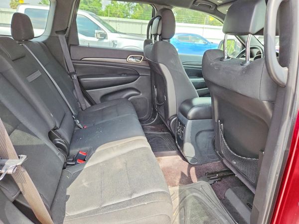 2017 JEEP GRAND CHEROKEE LAREDO 4X2