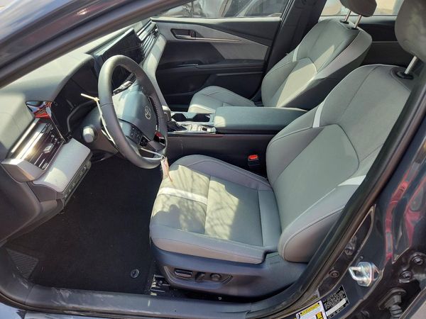 2026 TOYOTA CAMRY