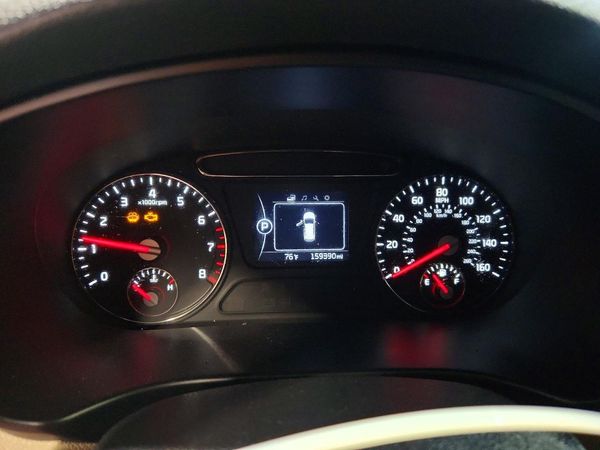 2017 KIA SORENTO L, LX