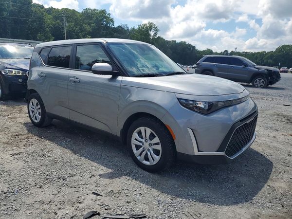 2024 KIA SOUL LX, S