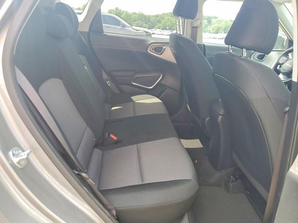 2024 KIA SOUL LX, S