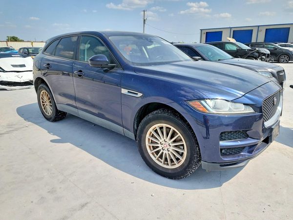 2017 JAGUAR F-PACE