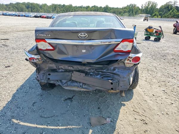 2013 TOYOTA COROLLA