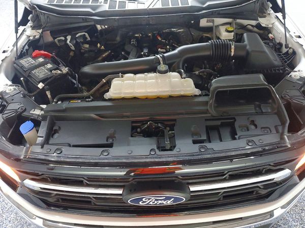 2025 FORD F150 XLT