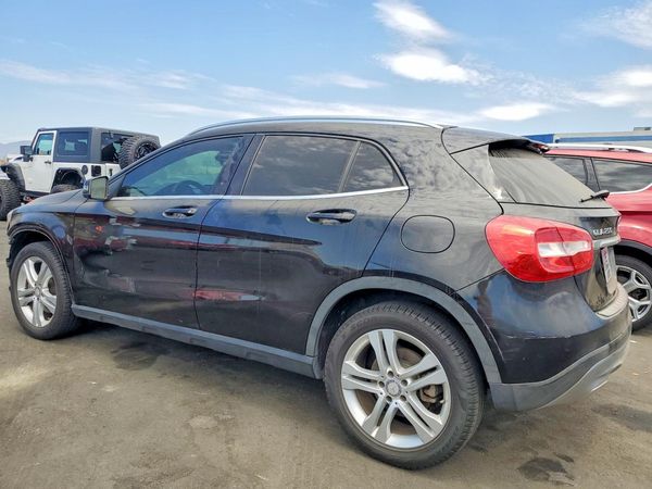 2017 MERCEDES-BENZ GLA GLA250