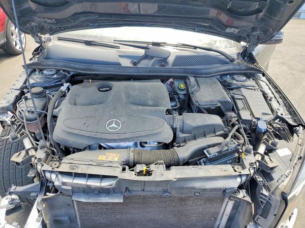 2017 MERCEDES-BENZ GLA GLA250
