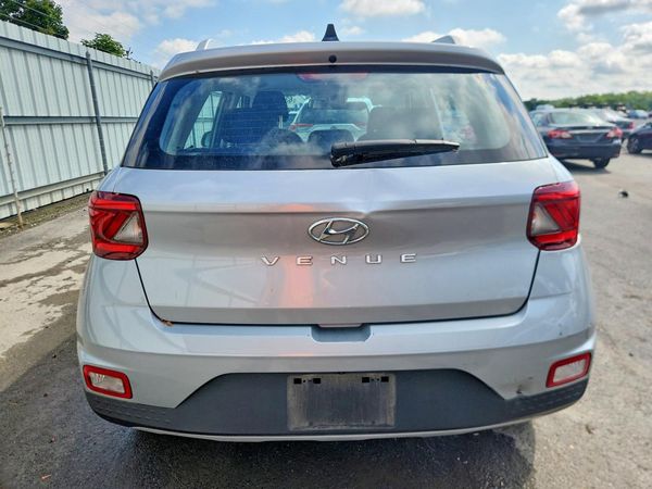 2021 HYUNDAI VENUE