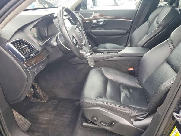 2016 VOLVO XC90 SV42 Momentum
