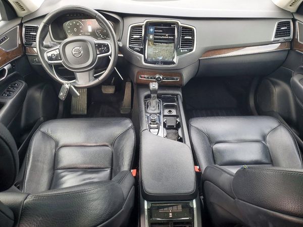 2016 VOLVO XC90 SV42 Momentum