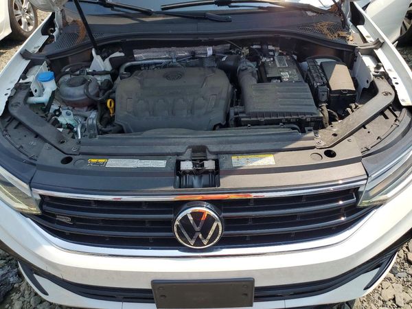 2022 VOLKSWAGEN TIGUAN 4Motion SE R-Line Black