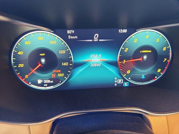 2021 MERCEDES-BENZ C