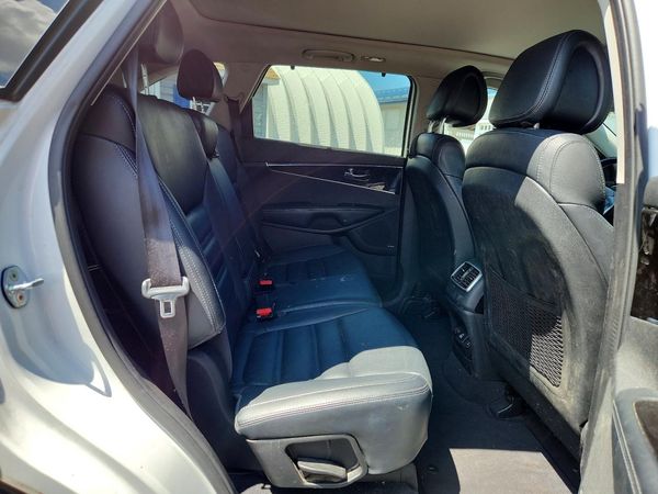 2016 KIA SORENTO EX
