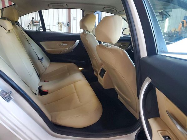 2018 BMW 320