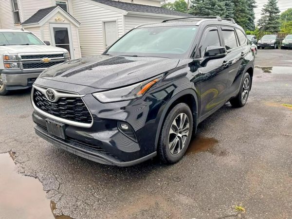 2023 TOYOTA HIGHLANDER