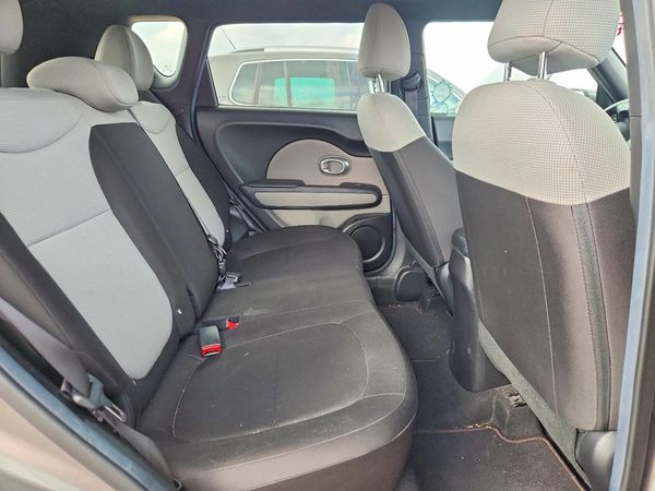 2019 KIA SOUL Base