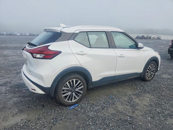 2023 NISSAN KICKS