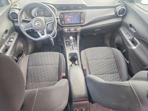 2023 NISSAN KICKS