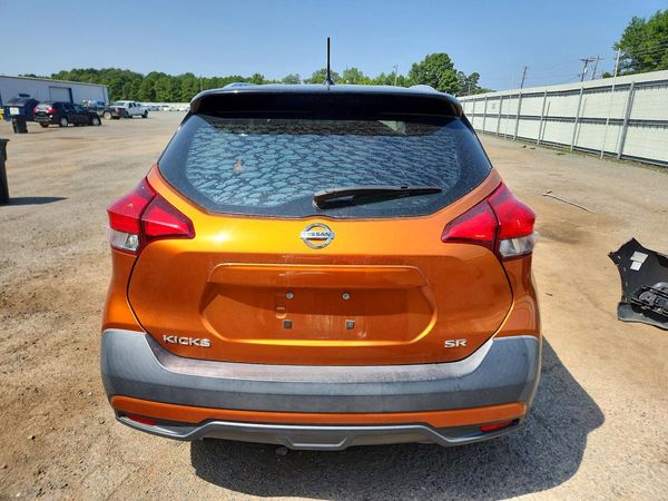 2019 NISSAN KICKS