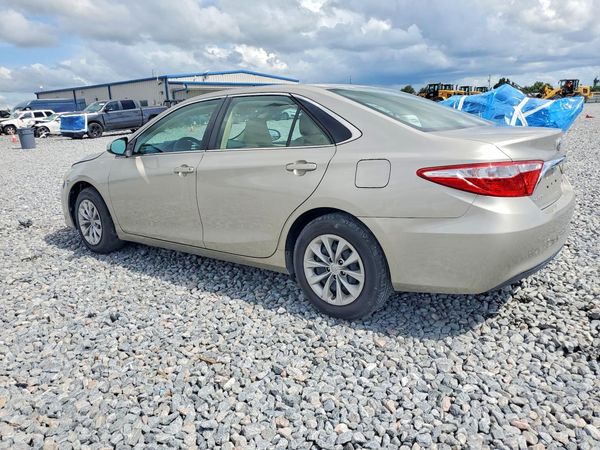 2016 TOYOTA CAMRY