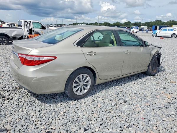 2016 TOYOTA CAMRY
