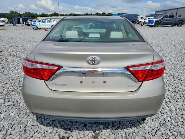 2016 TOYOTA CAMRY