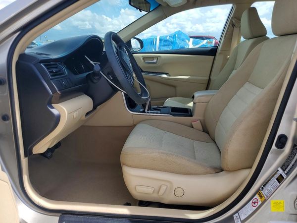 2016 TOYOTA CAMRY