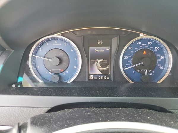 2016 TOYOTA CAMRY