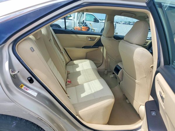 2016 TOYOTA CAMRY