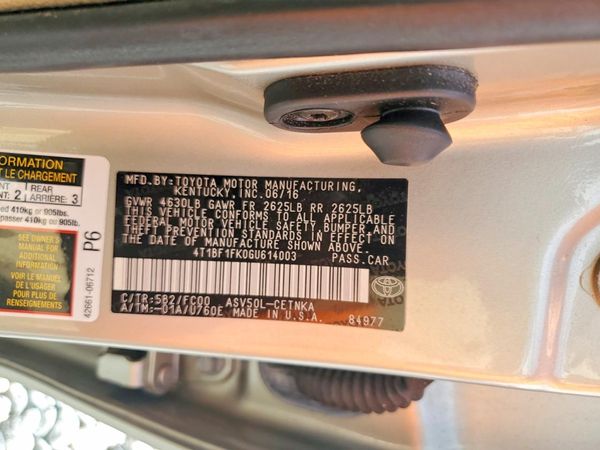 2016 TOYOTA CAMRY