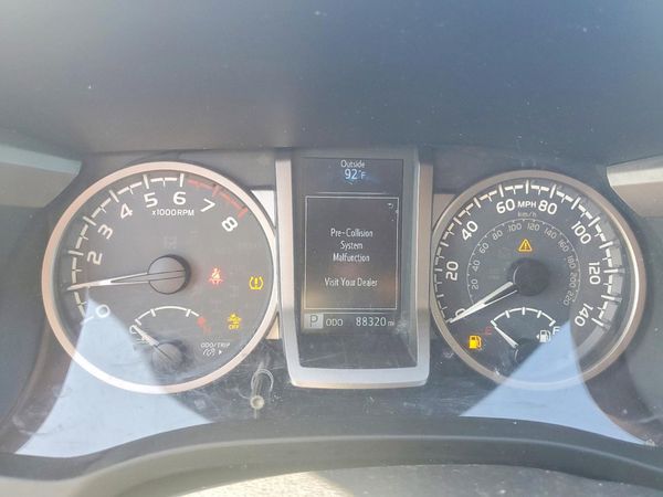 2019 TOYOTA TACOMA SR5
