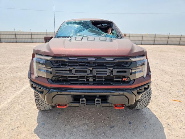 2024 FORD F150