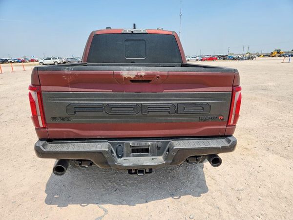 2024 FORD F150