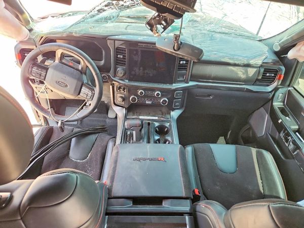 2024 FORD F150