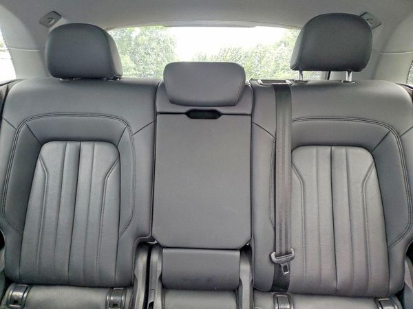 2019 AUDI Q5 quattro Premium Plus