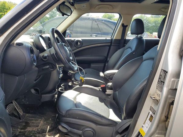2013 MINI COOPER — DENT