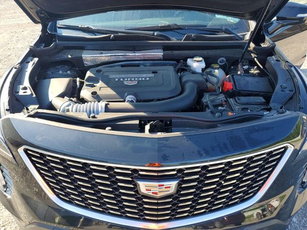2023 CADILLAC XT4 Premium Luxury