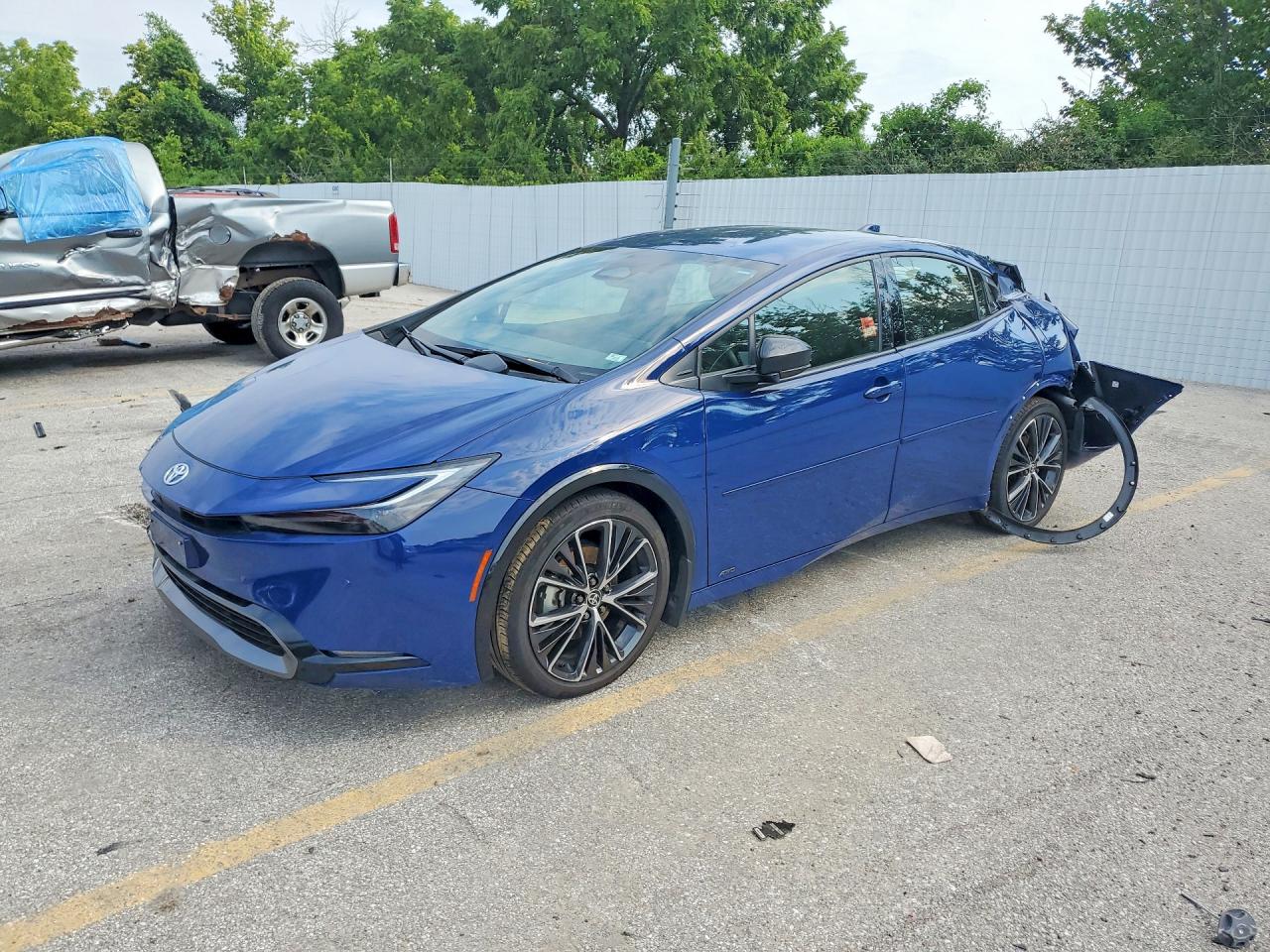 2024 TOYOTA PRIUS