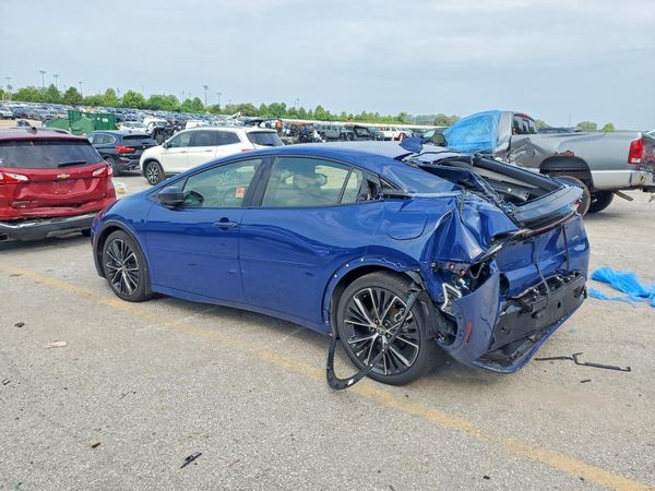 2024 TOYOTA PRIUS