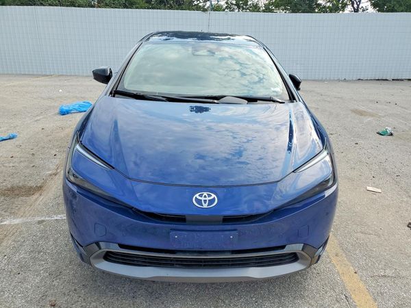 2024 TOYOTA PRIUS