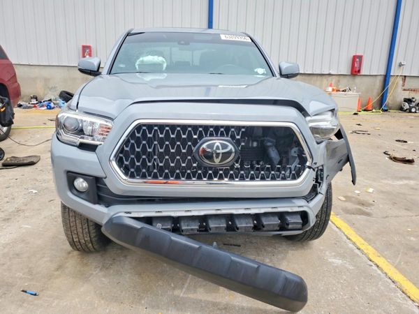 2018 TOYOTA TACOMA
