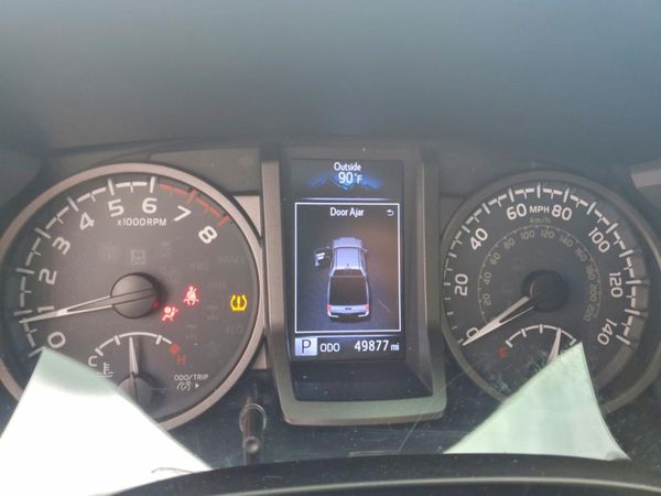 2018 TOYOTA TACOMA