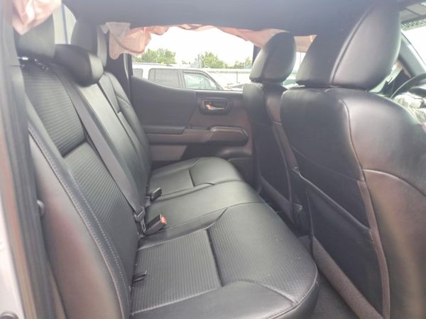 2018 TOYOTA TACOMA
