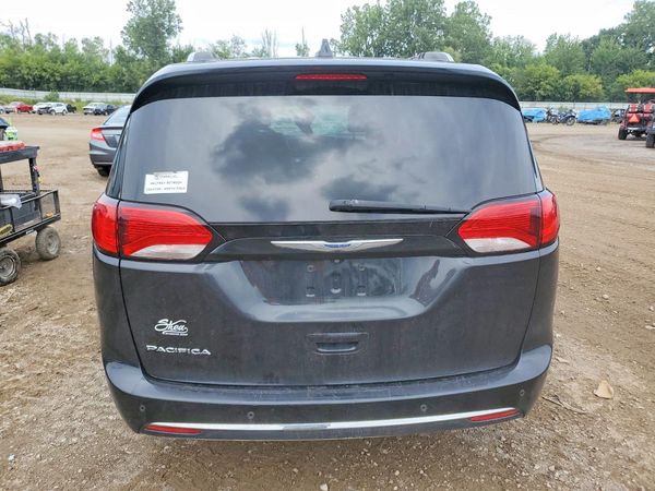 2018 CHRYSLER PACIFICA